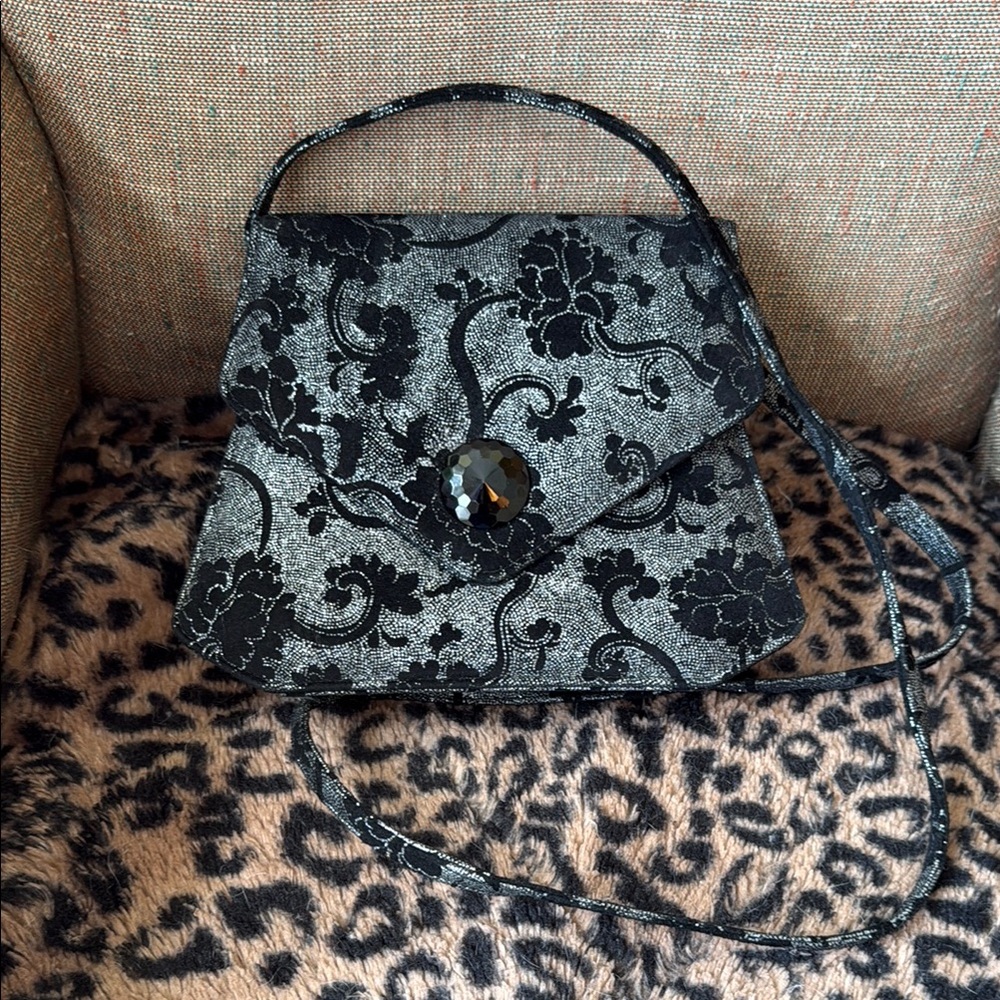Elegant Black Floral Women's Purse